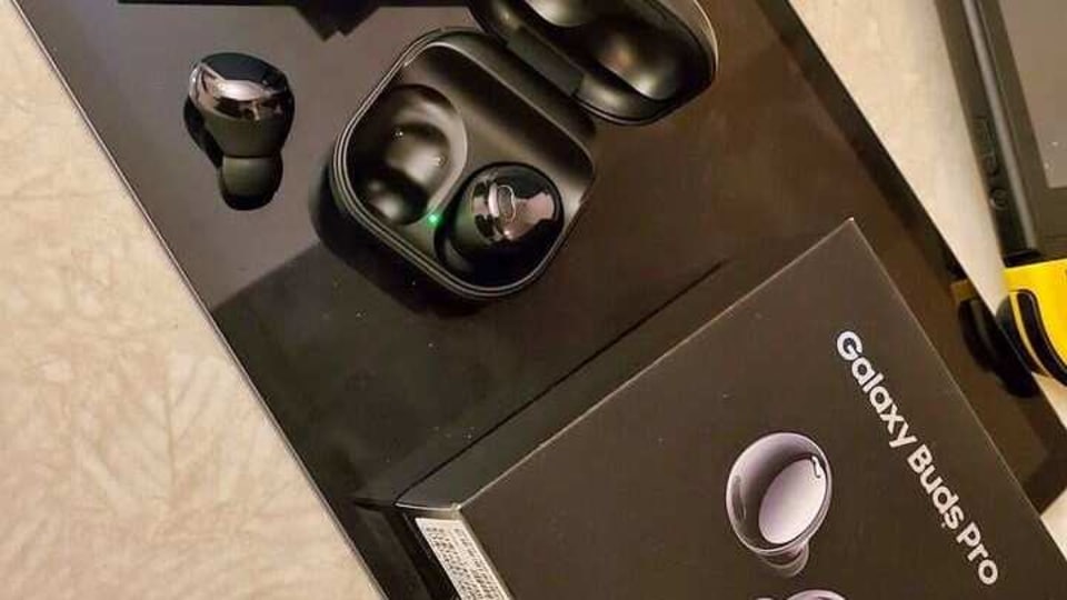 Retailer leaks Samsung Galaxy Buds Pro online price and features