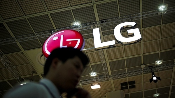 Stronger iPhone sales should spill over into LG Display's first quarter result, analysts said.