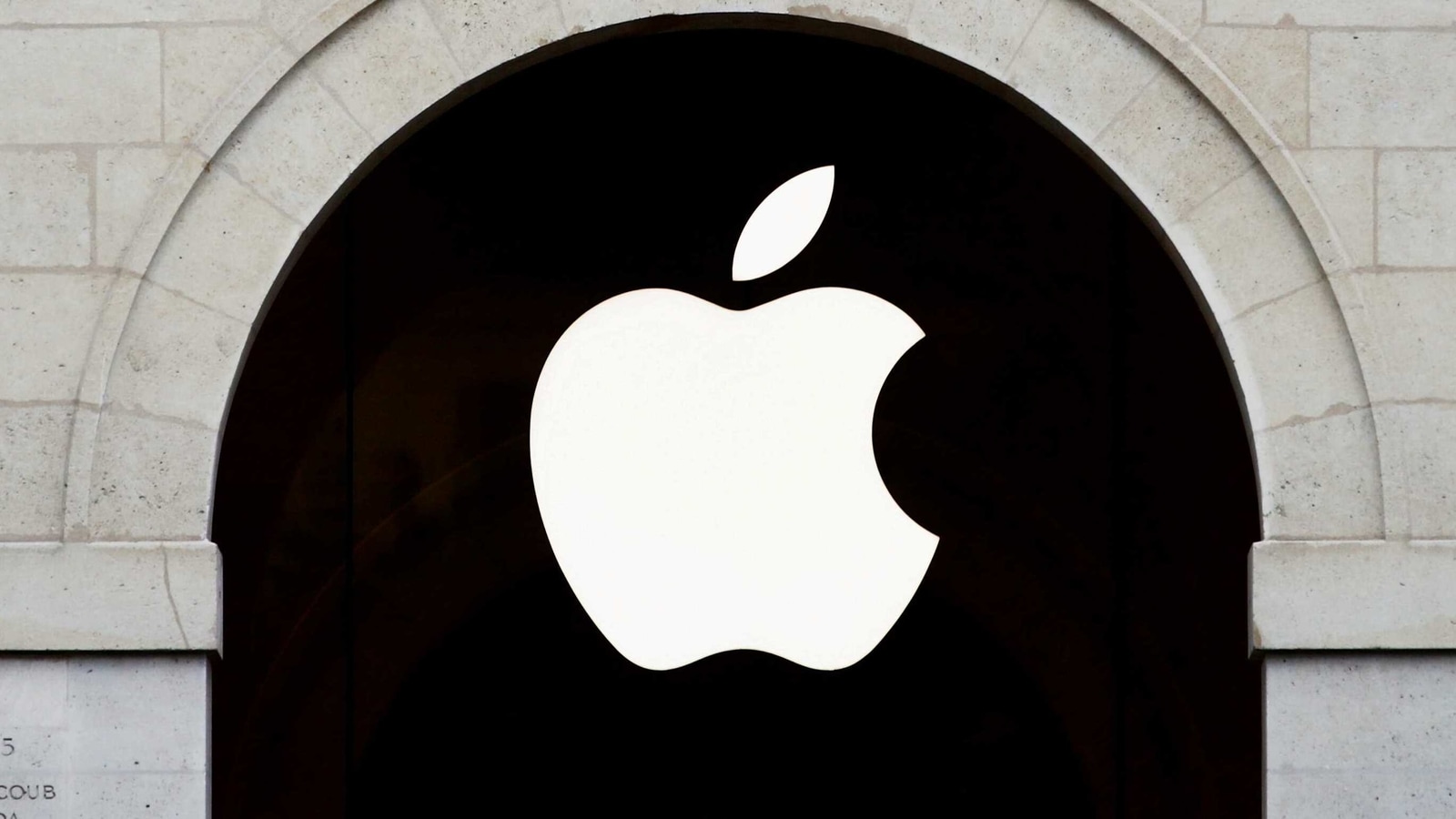 Apple selling $14 billion of bonds as share buybacks seen rising | Tech ...