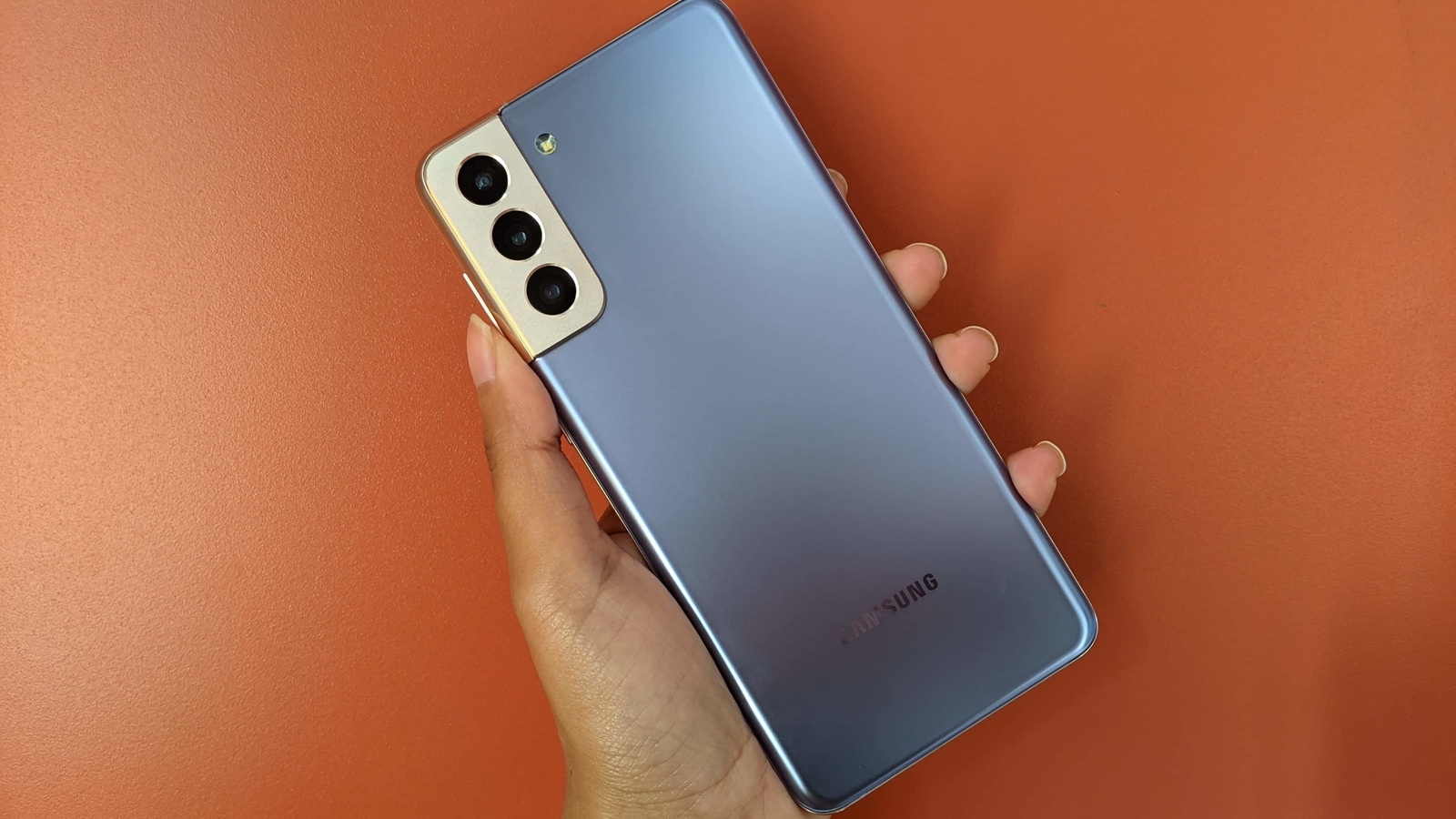 Galaxy S21+ Samsung's midtier flagship phone HT Tech