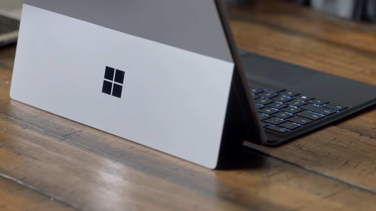 Microsoft Surface Pro 7.