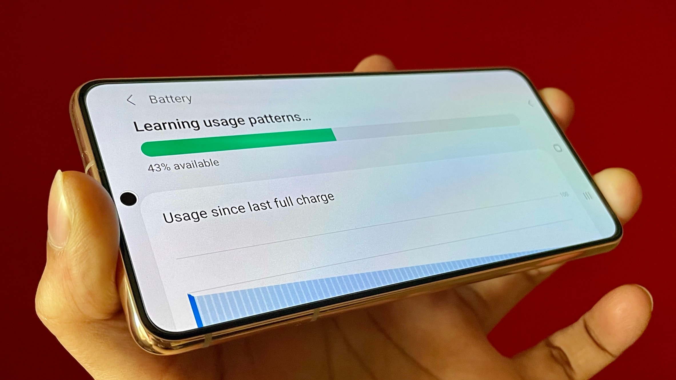 Galaxy S21 has a 4,000mAh battery with fast charging support and ‘Wireless Power Sharing’ feature. Galaxy S21 has a 4,000mAh battery with fast charging support and ‘Wireless Power Sharing’ feature.
