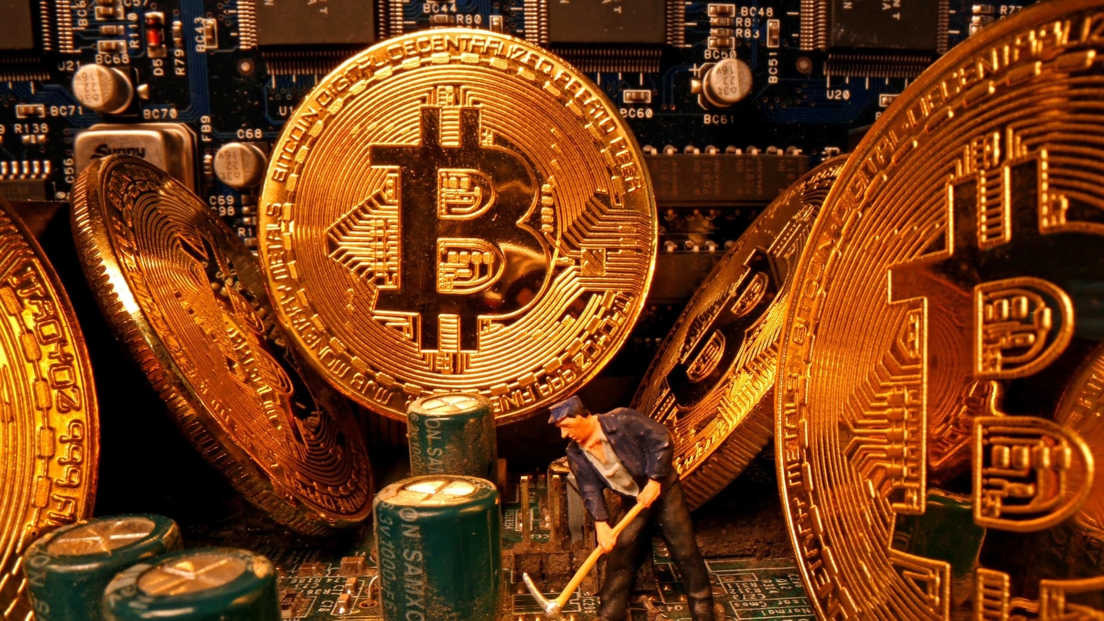 In 2017, bitcoin prices surged, and one customer used the cryptocurrency to buy four Kias for a total of more than $150,000.