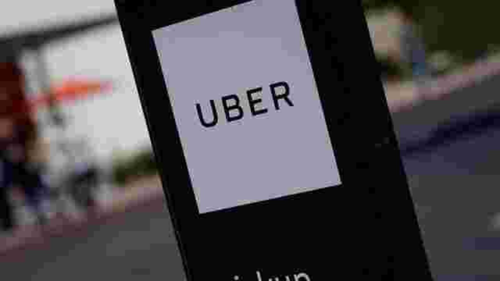 Uber reported $3.17 billion in total revenue in the months from October through December.