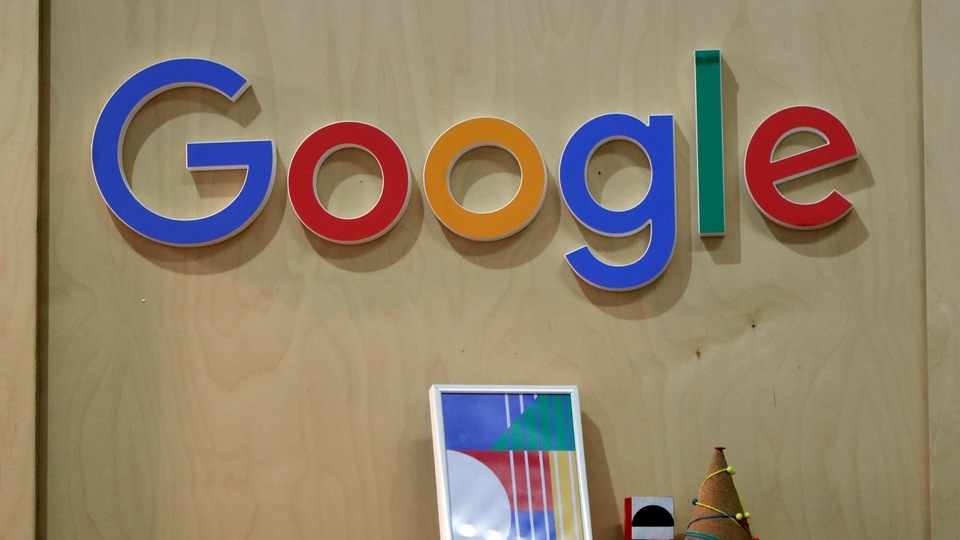 FILE PHOTO: The Google logo is seen at the Young Entrepreneurs fair in Paris, France, February 7, 2018. REUTERS/Charles Platiau/File Photo