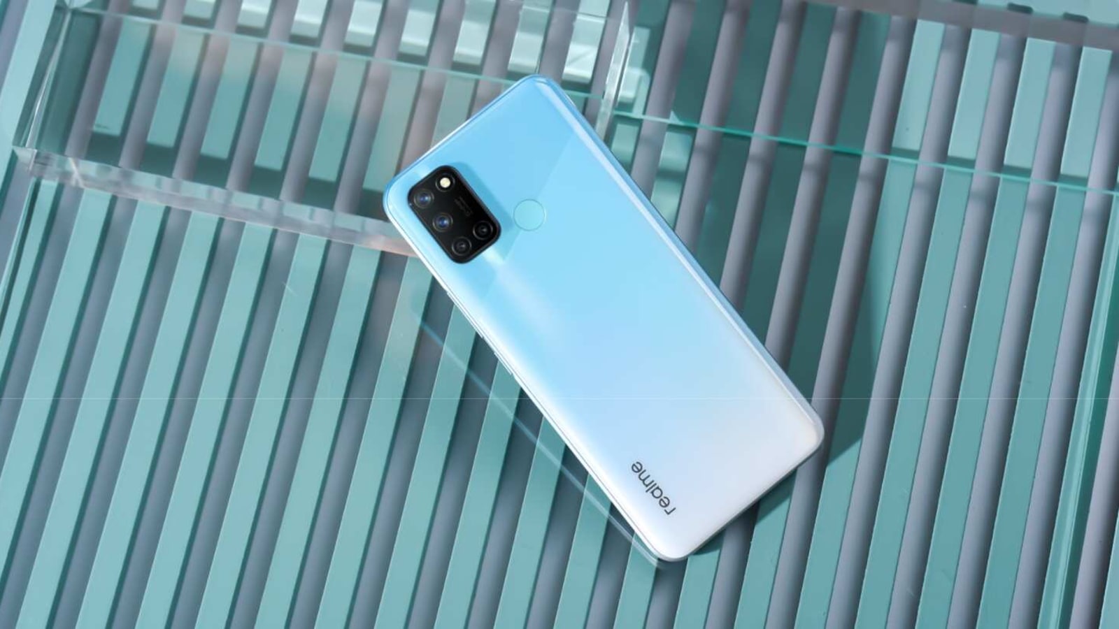 Realme 7i.