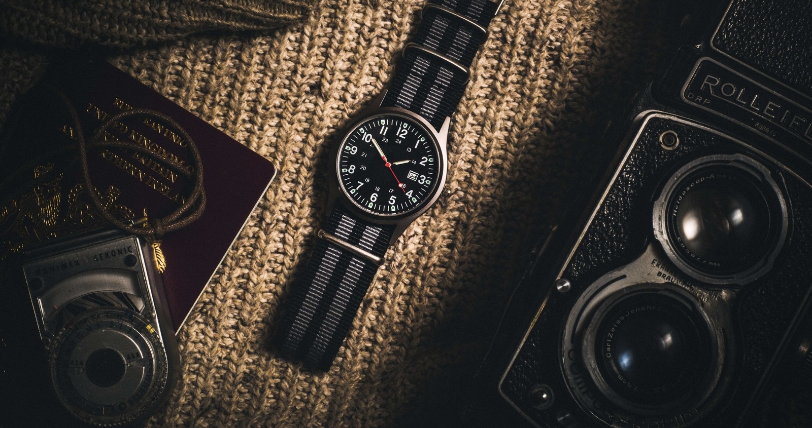 Smartwatch. Smartwatch.