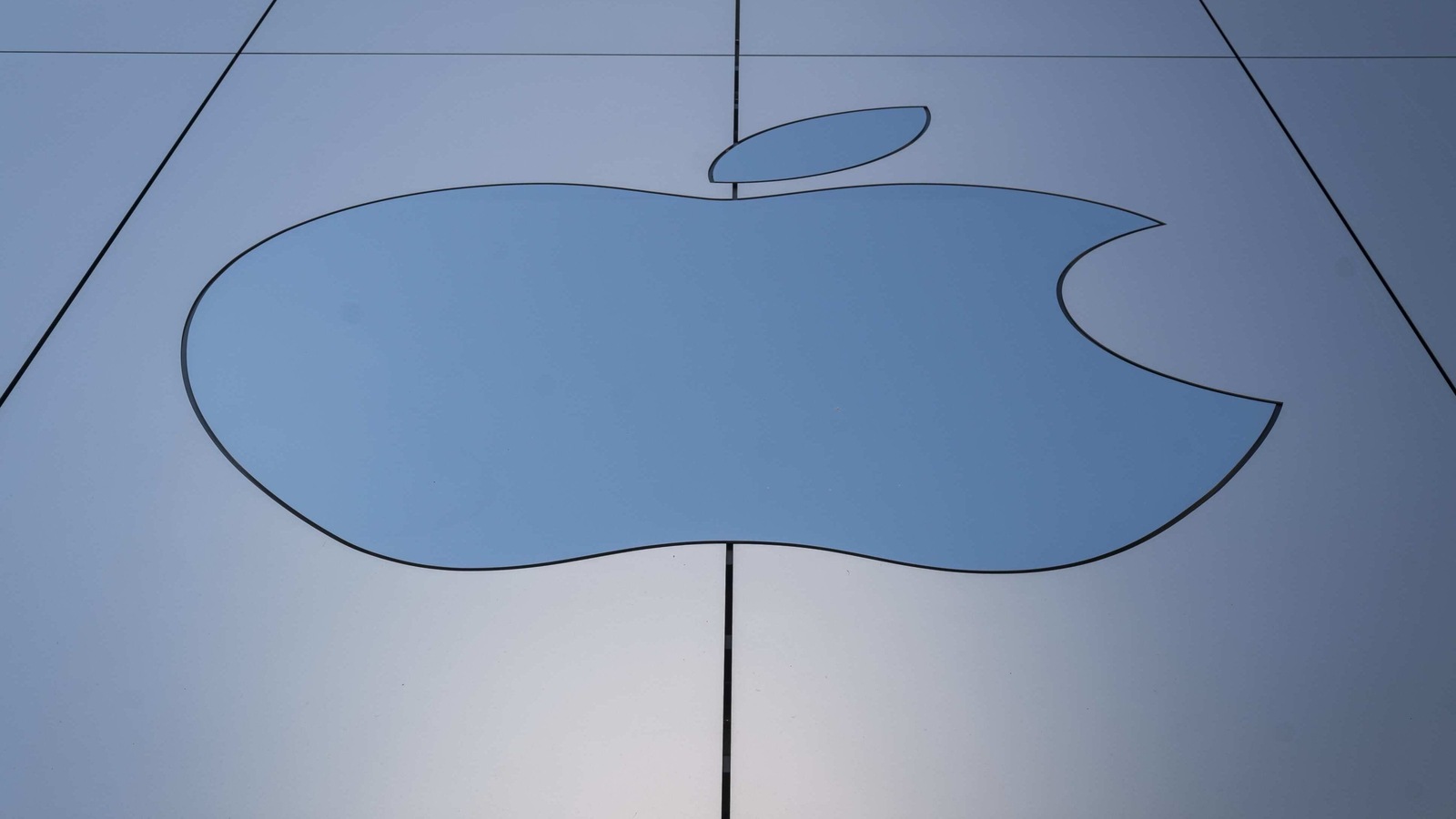 Apple is expected to host a special event on November 17 wherein it is tipped to launch ARM-powered Mac computers. Apple is expected to host a special event on November 17 wherein it is tipped to launch ARM-powered Mac computers.