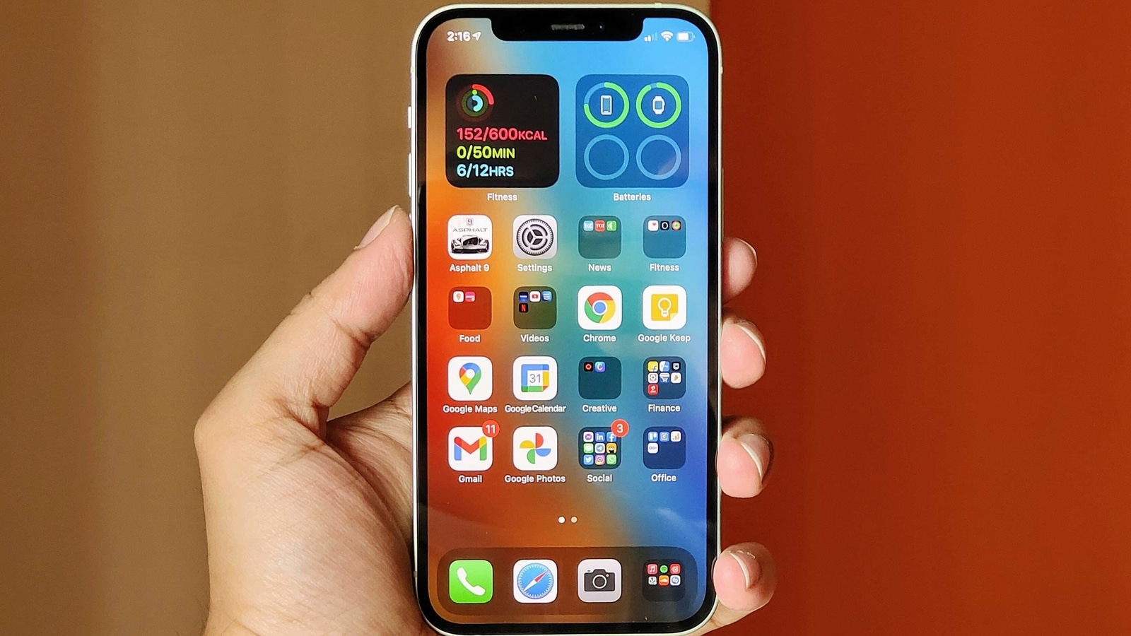 Apple iPhone 12 helped Apple register double-digit growth Apple iPhone 12 helped Apple register double-digit growth