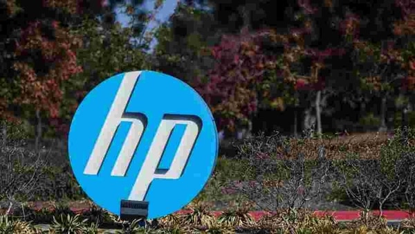 Signage is displayed outside HP Inc. headquarters in Palo Alto, California, US, on Thursday, Nov 7, 2019.