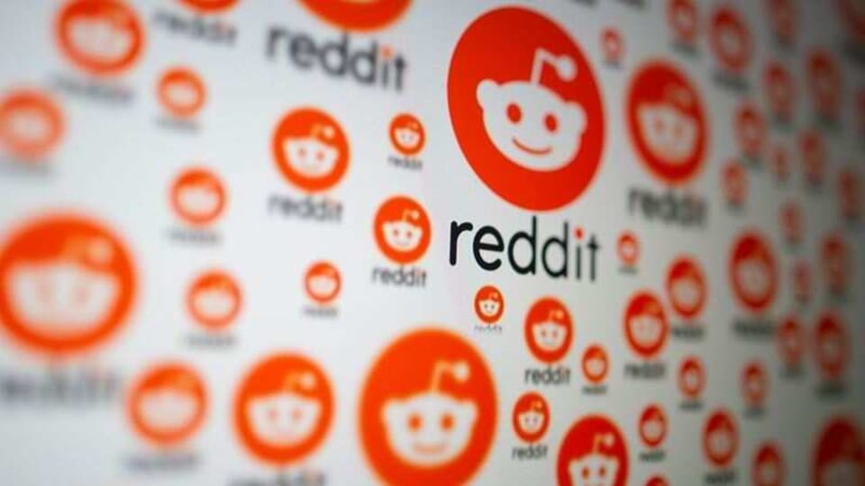 FILE PHOTO: Reddit logos are seen displayed in this illustration taken February 2, 2021. REUTERS/Dado Ruvic/Illustration