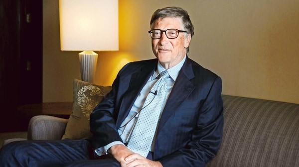 Bill Gates expects vaccines to put an end to the coronavirus in 2022, though he warned against complacency.ht