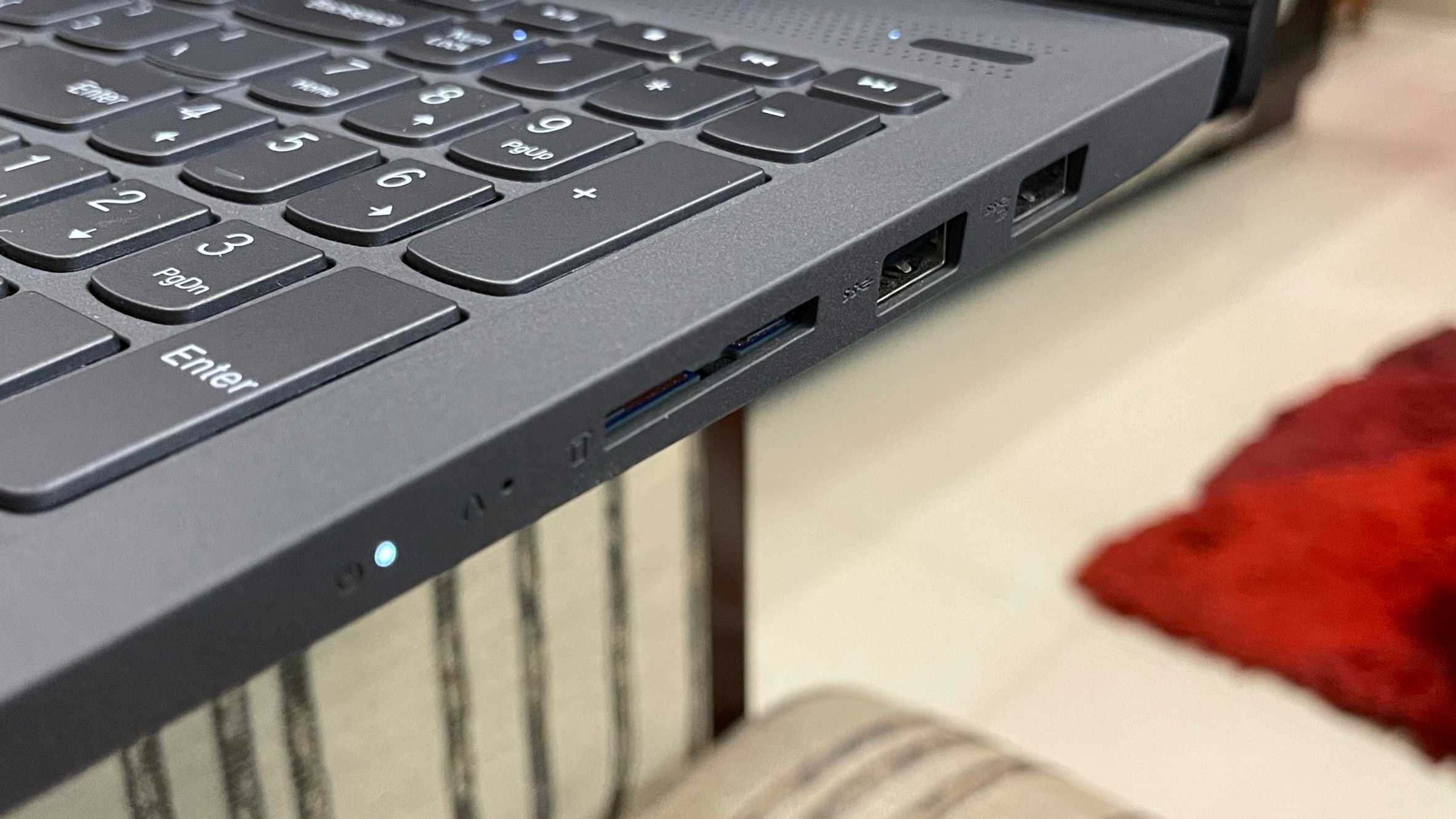 There are a couple of USB-A 3.1 Gen 1 ports, USB-C Gen 1 port, HDMI 1.4b, SD card reader and a 3.5mm headphone slot. There are a couple of USB-A 3.1 Gen 1 ports, USB-C Gen 1 port, HDMI 1.4b, SD card reader and a 3.5mm headphone slot.