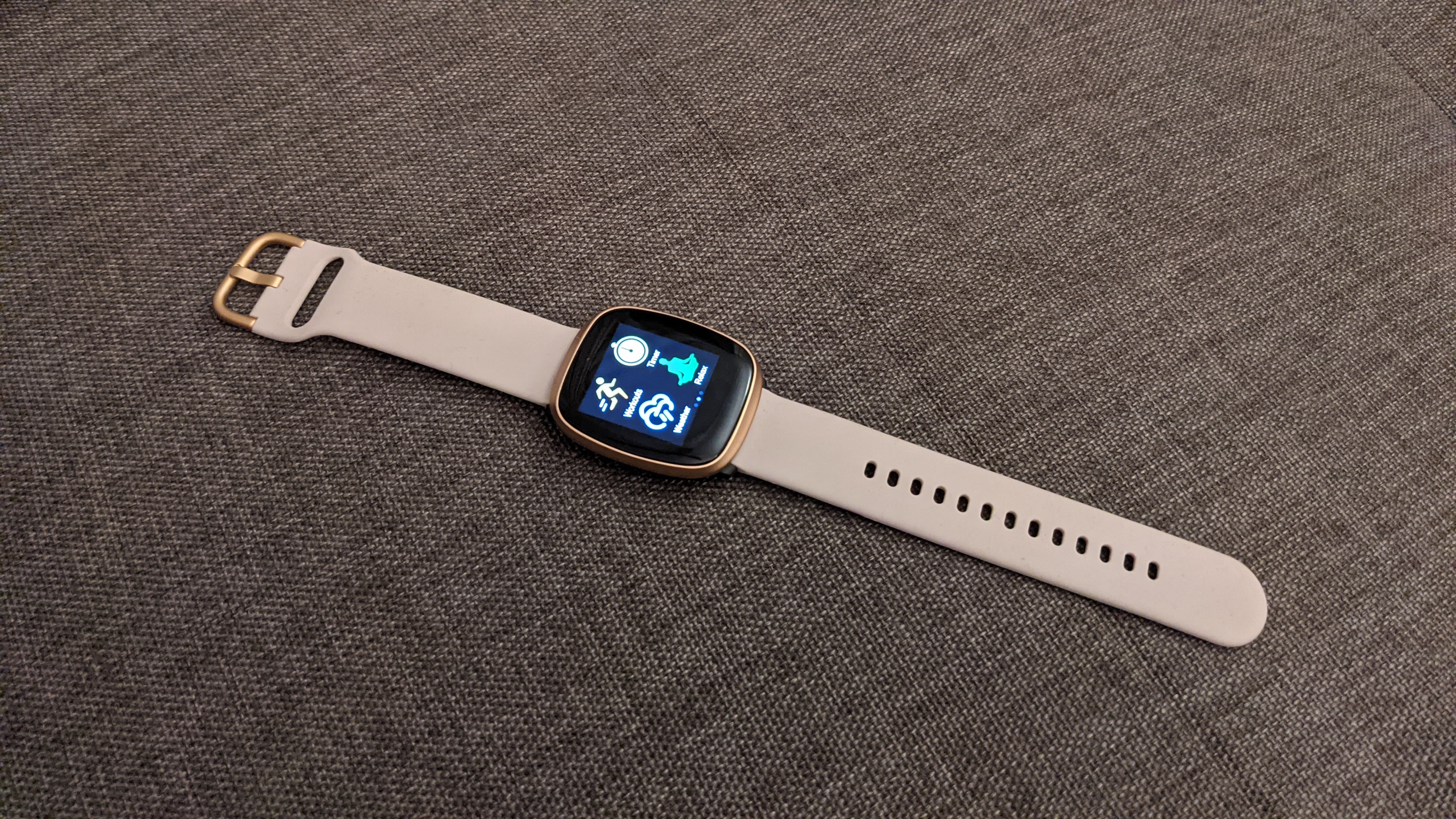 Besides that, you also get sedentary reminder, sleep tracking and music tracking as well on the Timex iConnect Premium Active. Besides that, you also get sedentary reminder, sleep tracking and music tracking as well on the Timex iConnect Premium Active.