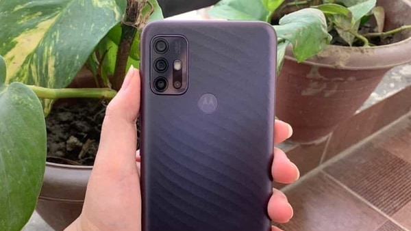 The Moto G10 Power is available in India in 4GB RAM and 64GB storage variant at a price of  <span class='webrupee'>₹</span>9,999. It will go on sale in India on March 16.