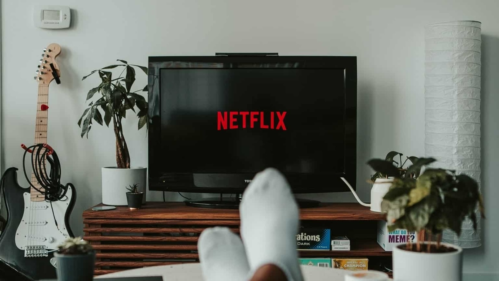 Netflix has begun testing a feature to crack down on password sharing.