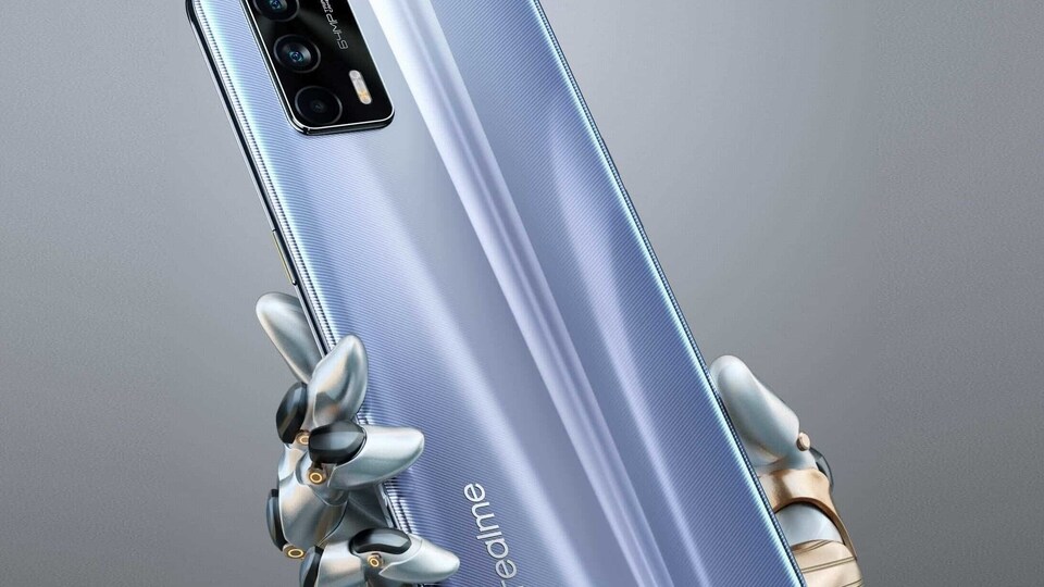 The Realme GT 5G is equipped with the latest generation of processing platform - Qualcomm Snapdragon 888 and it comes with a 5nm advanced process and Cortex-X1 high-performance core.