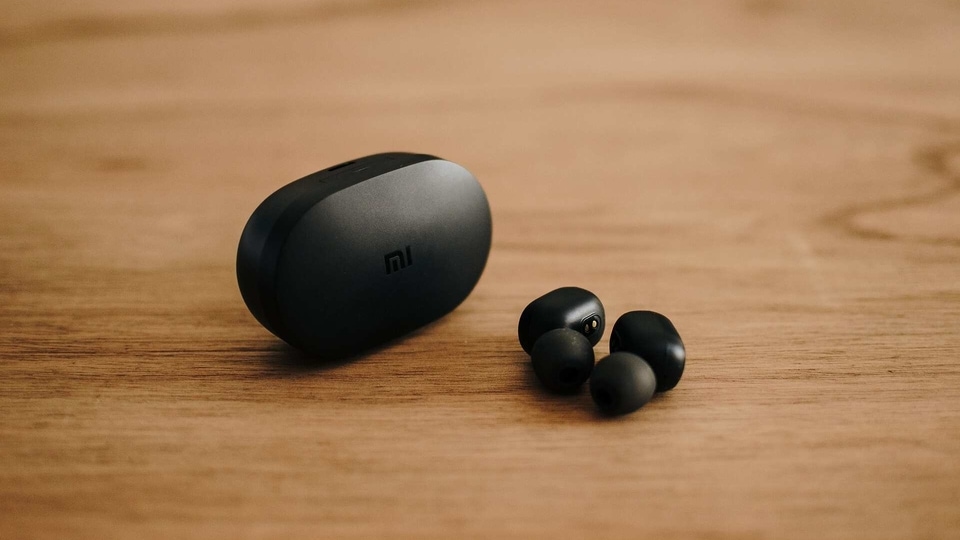 Top 7 earbuds with noise cancellation tech that you need to get