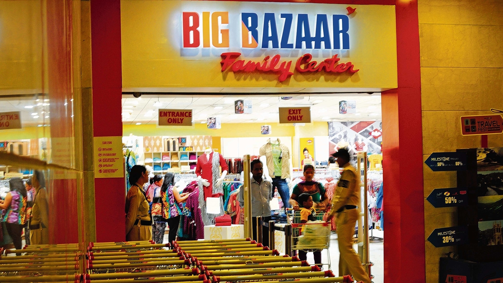 Future Retail’s shares rose 6% as of 12:40 p.m. in Mumbai while the benchmark index dropped 1%. Future Retail’s shares rose 6% as of 12:40 p.m. in Mumbai while the benchmark index dropped 1%.