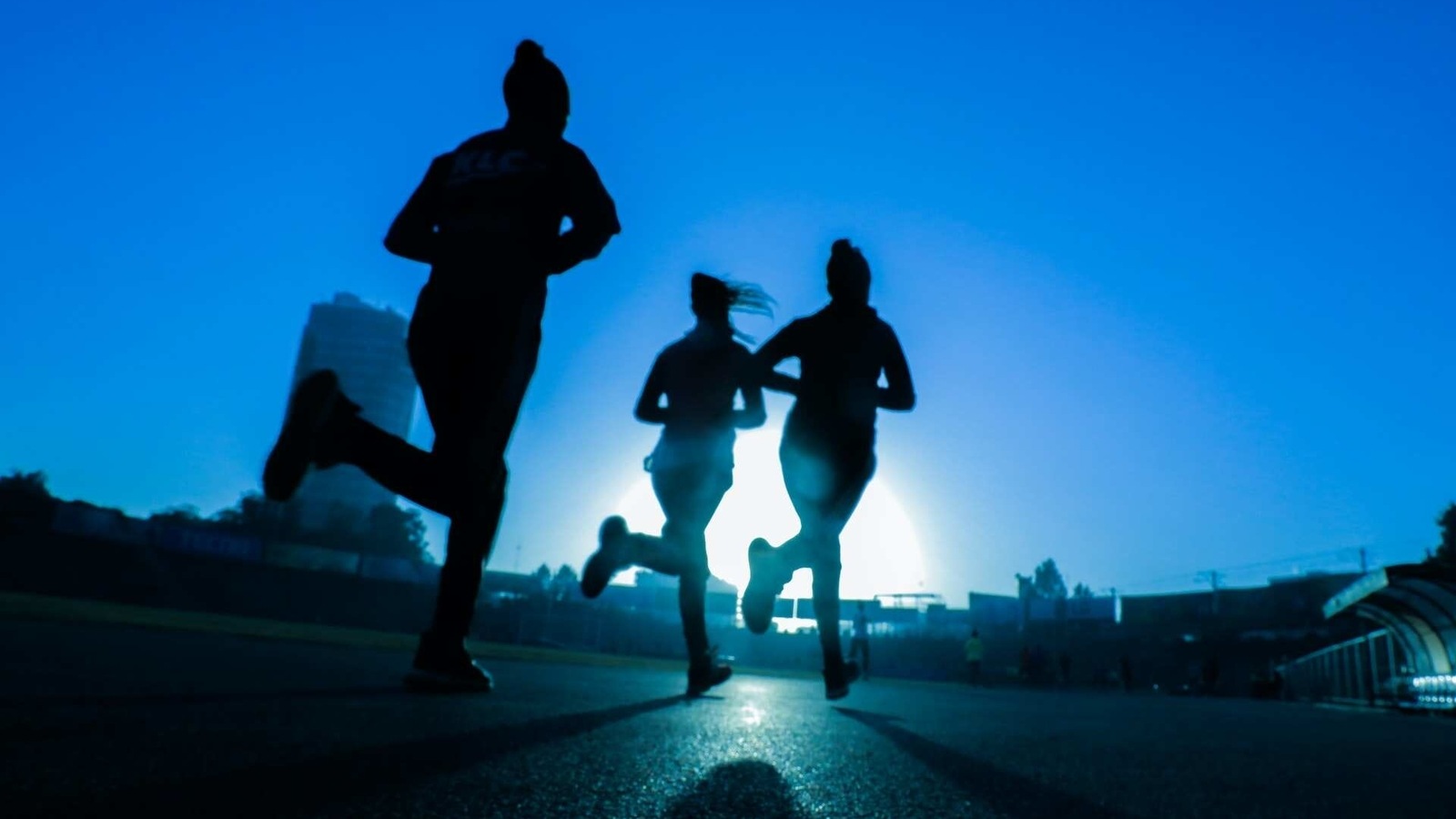 An estimated two-thirds of all people with heart disease are 60 years old and over, and the prevalence of physical activity declines with aging, particularly in people who have heart disease. An estimated two-thirds of all people with heart disease are 60 years old and over, and the prevalence of physical activity declines with aging, particularly in people who have heart disease.