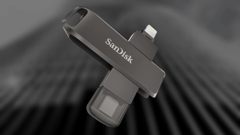 SanDisk iXpand Flash Drive Luxe.