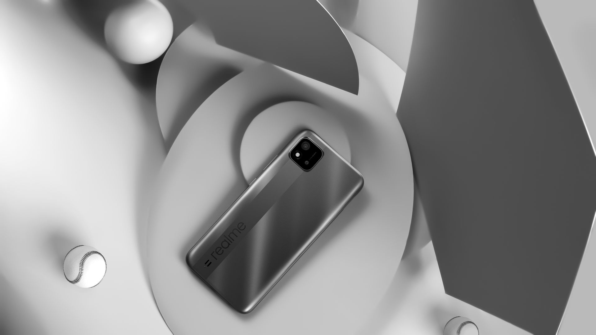 It is also equipped with 3-card slots for two SIM cards and one SD card (up to 256GB). It is also equipped with 3-card slots for two SIM cards and one SD card (up to 256GB).