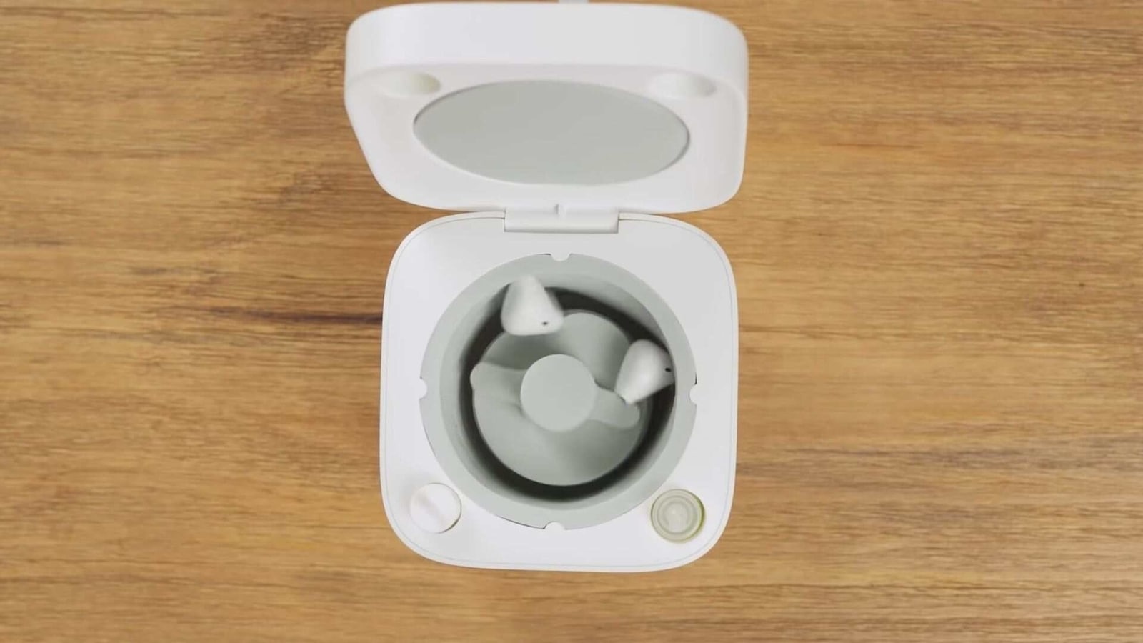 AirPods need cleaning? Here's a | Wearables News