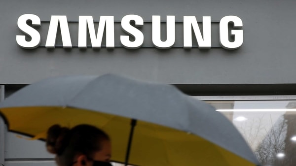 Samsung is gradually shifting away from LCD. REUTERS/Valentyn Ogirenko