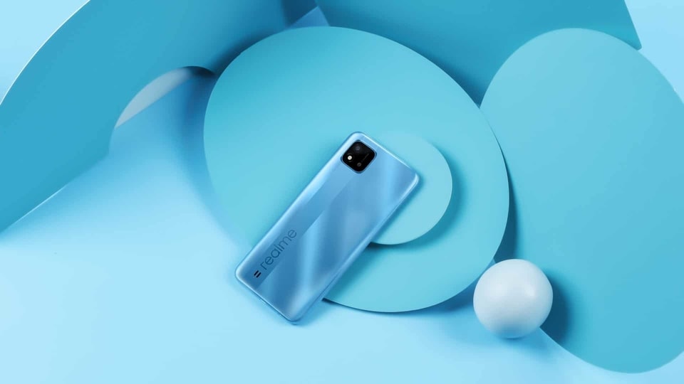 Realme C20 will be available at an introductory price of  <span class='webrupee'>₹</span>6,799  for the first 1 million customers.