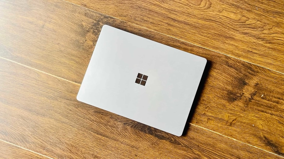 Microsoft Surface Laptop Go.