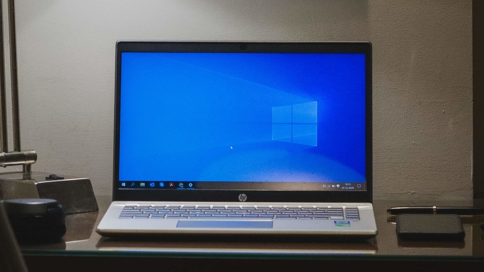 It's time to download the latest available Windows 10 update for your computer. 