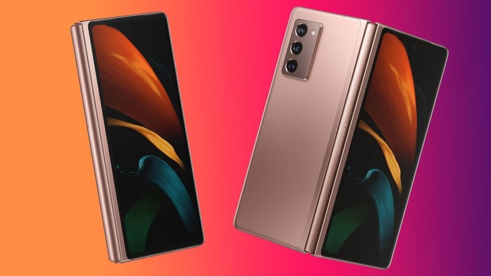These two new foldables, the Samsung Galaxy Fold 3 and Samsung Galaxy Flip 2, rumour has it, should be unveiled in July this year. The Samsung Galaxy Fold 2 is shown in the picture above. 