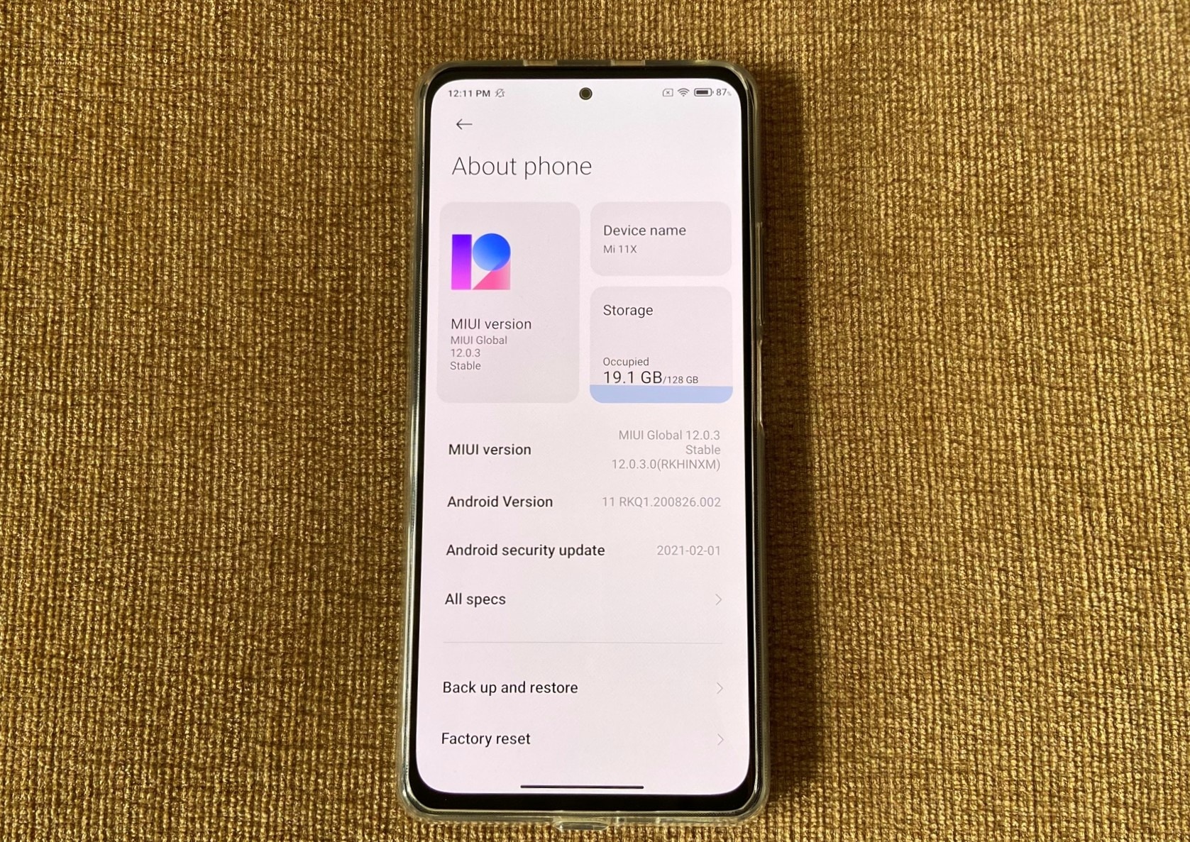 The Mi 11X will ship with Android 11 out of the box and runs on Xiaomi's MIUI 12 Android skin. The Mi 11X will ship with Android 11 out of the box and runs on Xiaomi's MIUI 12 Android skin.