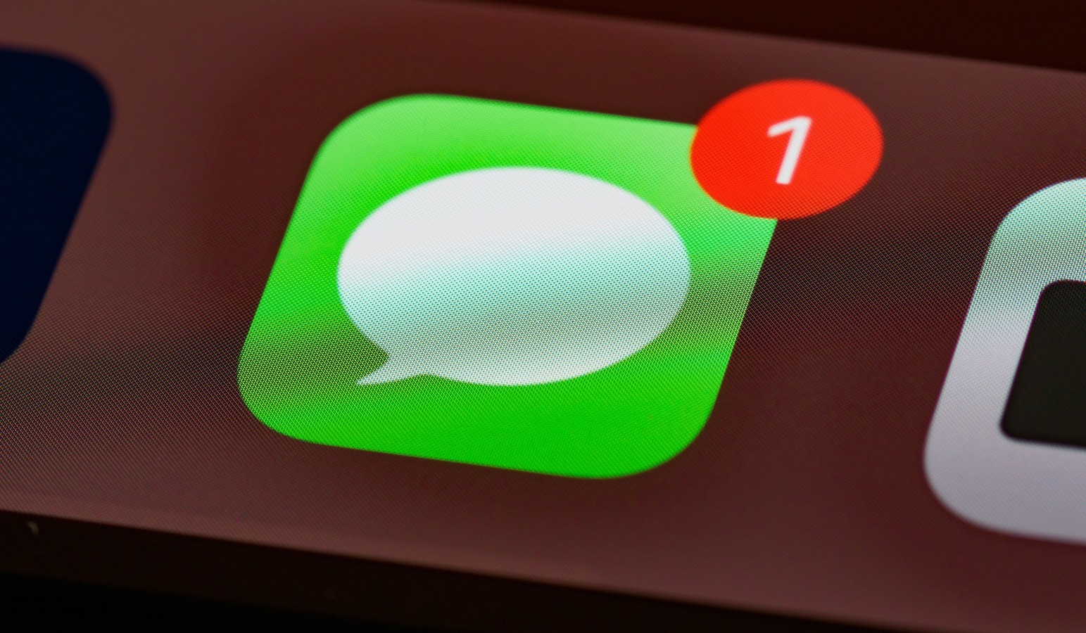 Apple Messages. Apple Messages.