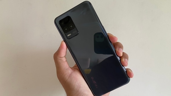 The Realme 8 5G.