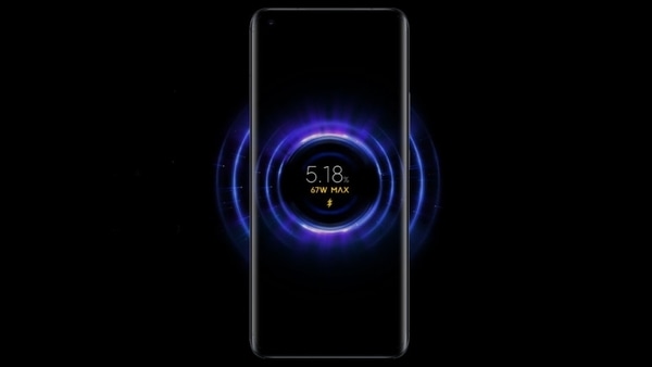 Besides the wired charging support, the Mi 11 Ultra supports 67W also supports 67W wireless charging and can reverse charge other devices at 10W speed.