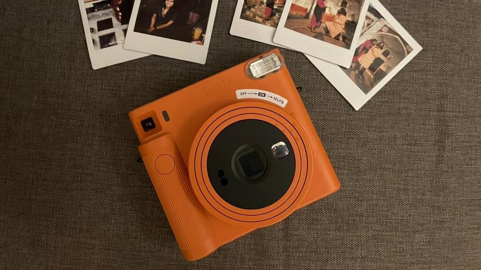 For me, this is what sums up what the Fujifilm Instax SQUARE SQ1, or any instant camera can do. It’s all about memories and mementos.