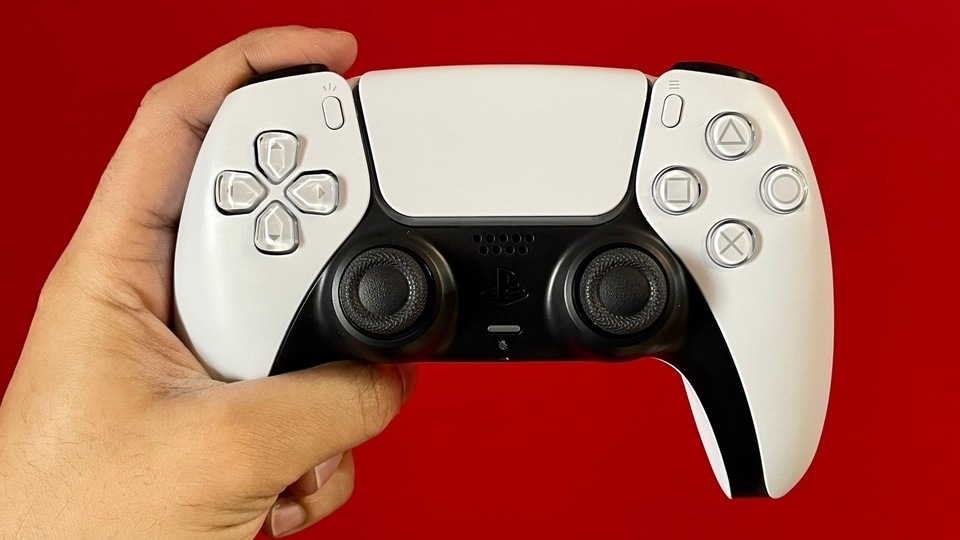 Sony PS5 DualSense Controller.