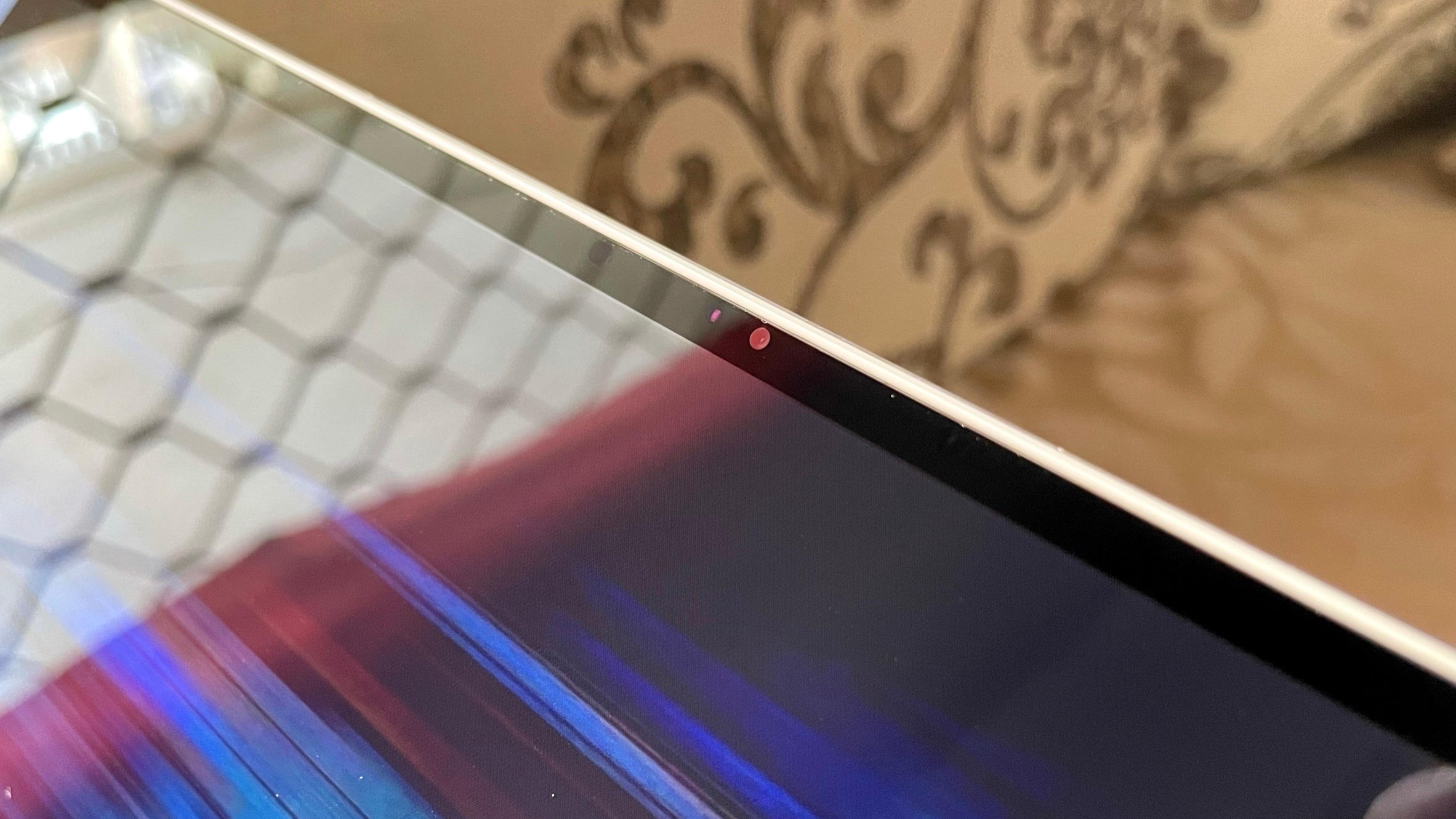 It also uses Windows Hello unlock system by scanning the face and unlocking the laptop by the time you sit and start working on it. It also uses Windows Hello unlock system by scanning the face and unlocking the laptop by the time you sit and start working on it.