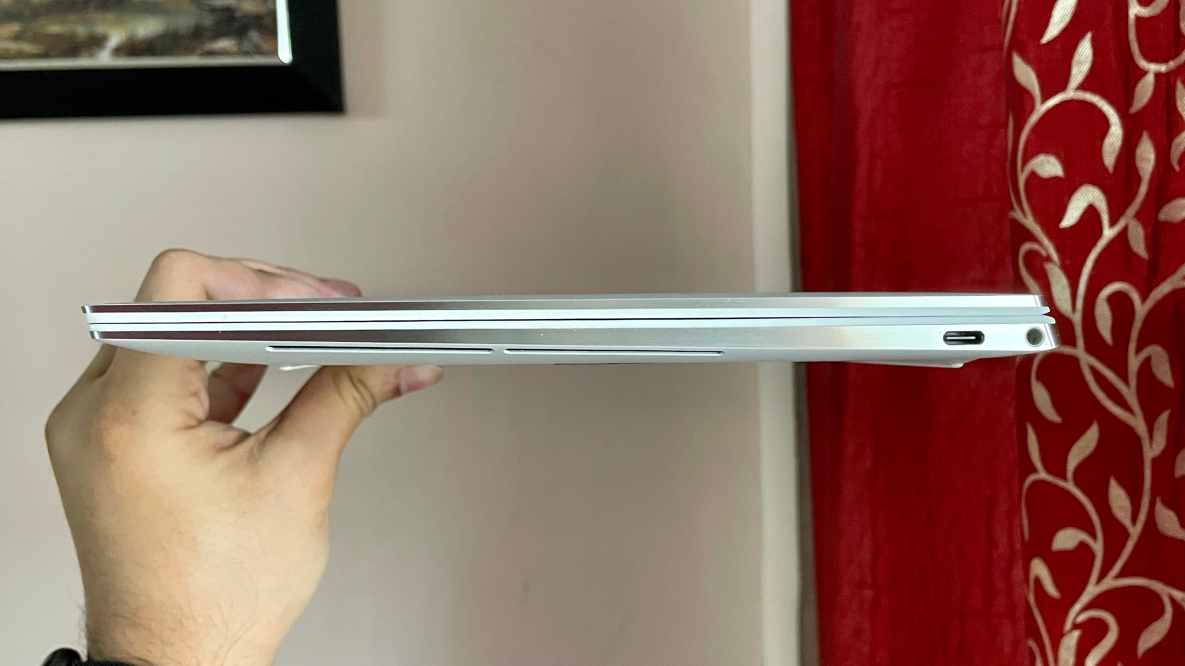 Dell's new XPS 13 measures 295.7x198.7x14.8mm and weighs 1.2kgs. Dell's new XPS 13 measures 295.7x198.7x14.8mm and weighs 1.2kgs.