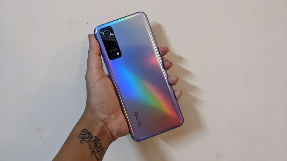 You can see the iQoo Z3 Cyber Blue in this picture which is more a lovely soft purple in certain angles and riot of rainbow colours from others. The iQoo Z3 is also available in Ace Black. You can see the iQoo Z3 Cyber Blue in this picture which is more a lovely soft purple in certain angles and riot of rainbow colours from others. The iQoo Z3 is also available in Ace Black.