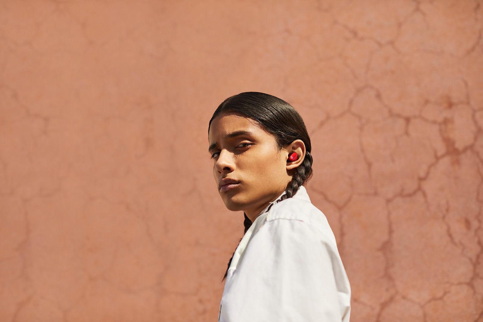 The Beats Studio Buds come with support for both Android and iOS specific features. The Beats Studio Buds come with support for both Android and iOS specific features.