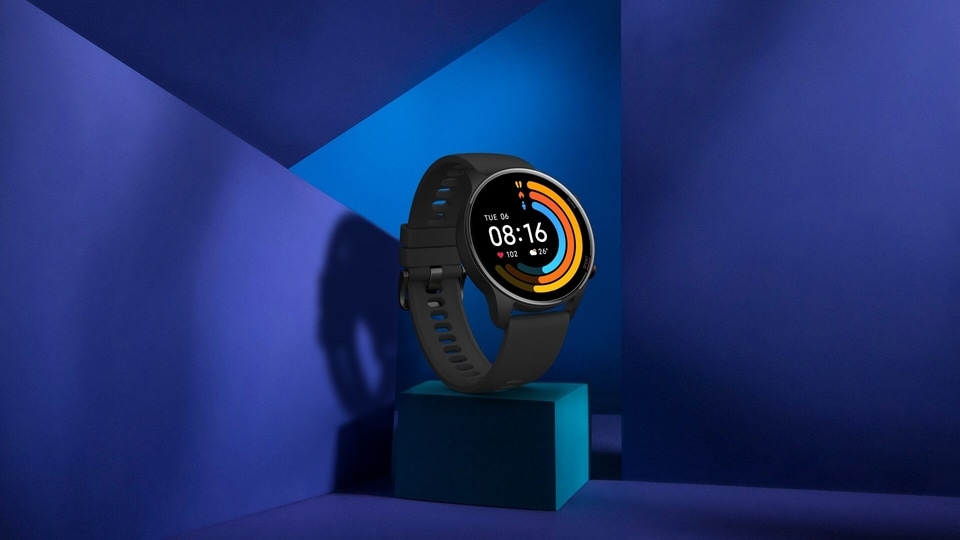 The new Mi Watch Revolve Active is priced at  <span class='webrupee'>₹</span>9,999 in India and comes in three colour options.