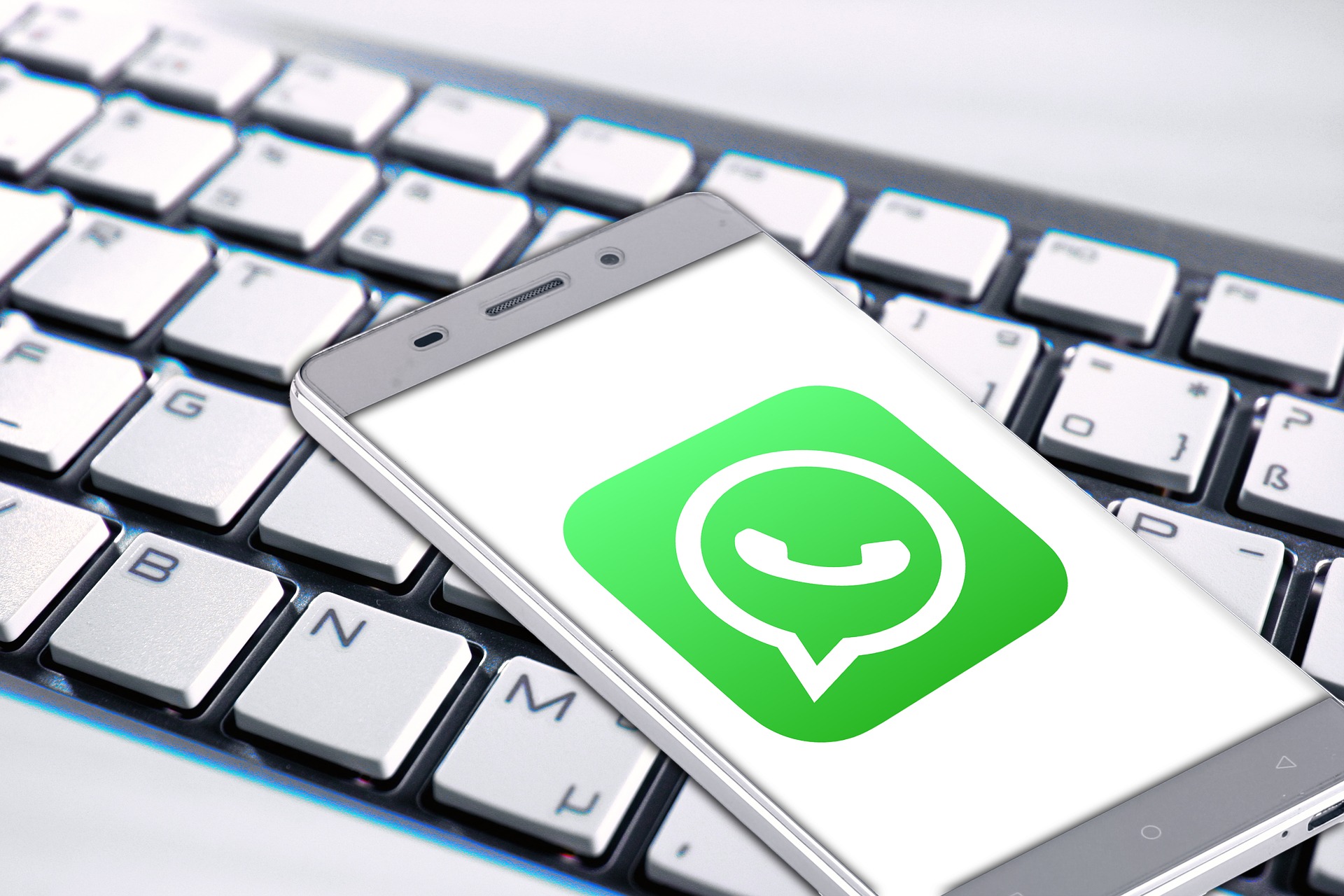 The second is the Best Quality setting. On opting for this setting, WhatsApp will share videos using the best available quality. So, a video shared via this technique will be large in size and consume more data. It is also expected to take longer to send depending on your network connection. The second is the Best Quality setting. On opting for this setting, WhatsApp will share videos using the best available quality. So, a video shared via this technique will be large in size and consume more data. It is also expected to take longer to send depending on your network connection.