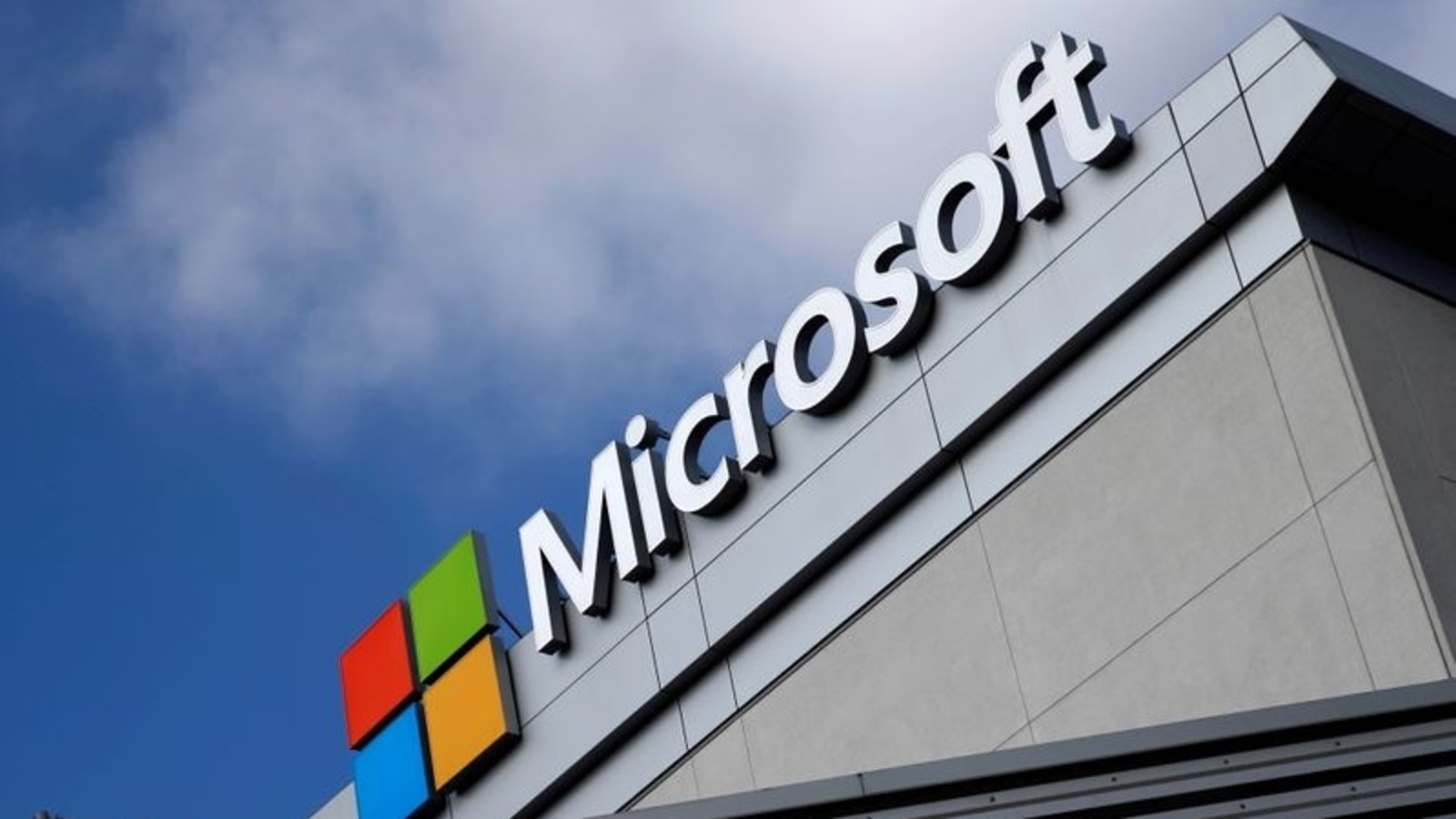 FILE PHOTO: A Microsoft logo is seen in Los Angeles, California, U.S. June 14, 2016. REUTERS/Lucy Nicholson