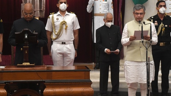 President Ram Nath Kovind administers oath to Ashwini Vaishnaw as a Cabinet Minister, at a swearing-in ceremony at the Rashtrapati Bhavan, in New Delhi,