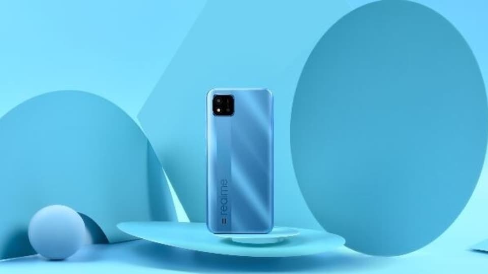 Realme C11 2021 smartphone is priced at  <span class='webrupee'>₹</span>6,999.