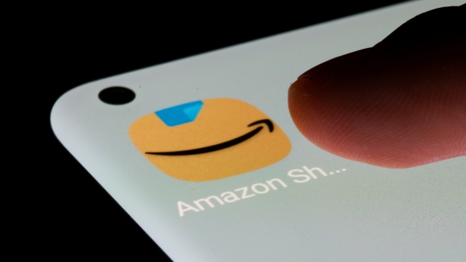 Amazon Gaming Days sale: Not just computers, there are keyboards and routers available too, with discounts.