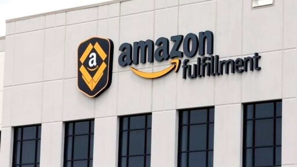 Amazon's Chief Financial Officer Brian Olsavsky said last week that rising coronavirus infections linked to the delta variant are pushing the company to get more workers vaccinated. Amazon's Chief Financial Officer Brian Olsavsky said last week that rising coronavirus infections linked to the delta variant are pushing the company to get more workers vaccinated.