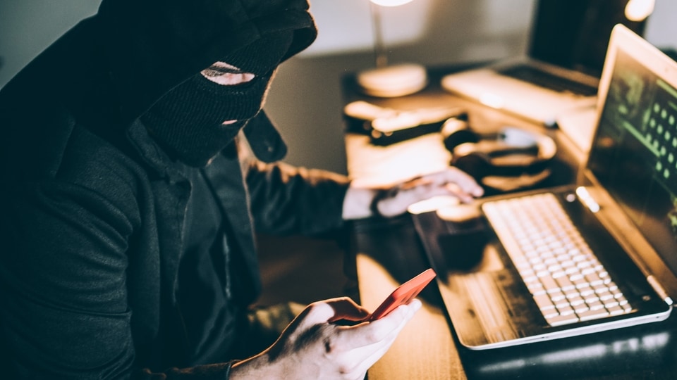 WhatsApp users are constantly being attacked by scamsters looking to steal their money and identities through phishing and other fraudulent methods..